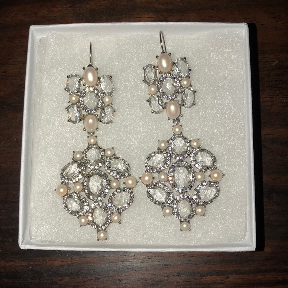 Beautiful pearl and  rhinestone earrings